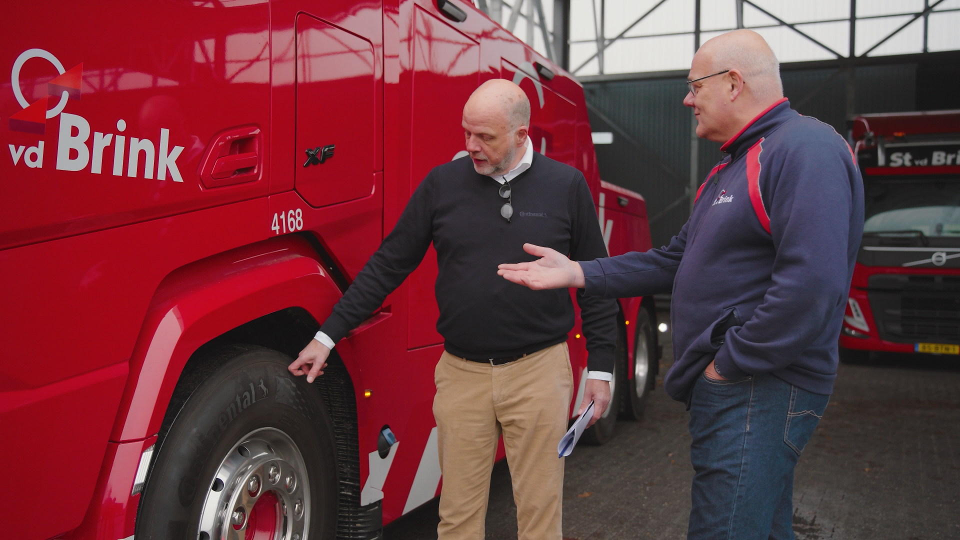 Bandenonderhoud Continental en St vd Brink