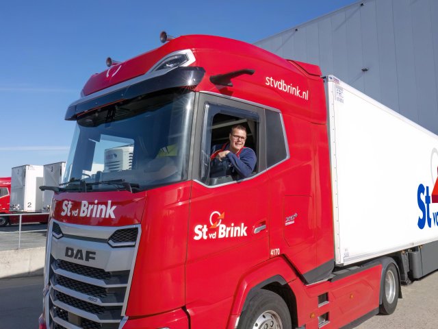 Chauffeur Koel Vries St vd Brink