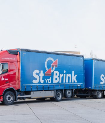 Chauffeur CE Koel/Vries bij St vd Brink
