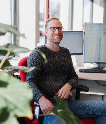Chauffeur CE Koel/Vries bij St vd Brink