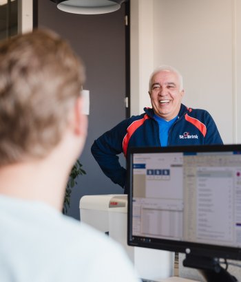 Chauffeur CE Koel/Vries bij St vd Brink
