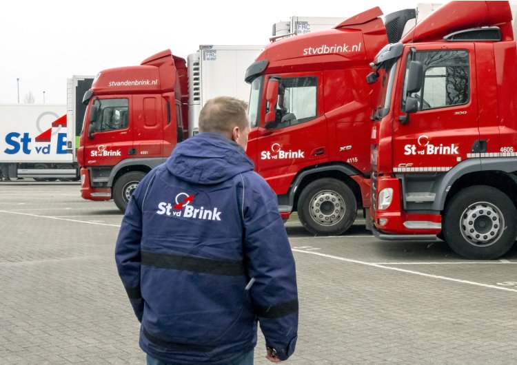 Koel-vries transport door St vd Brink