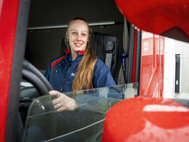 Annemarie de Ruiter - chauffeur bij St vd Brink