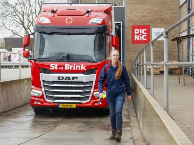 Chauffeur CE Picnic St vd Brink