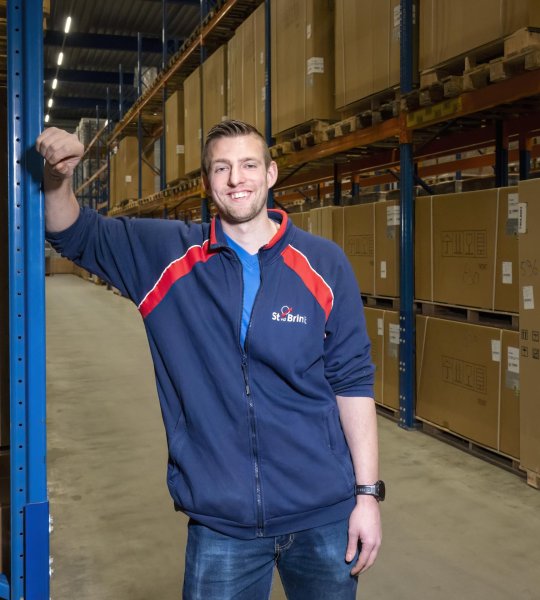 Warehousemedewerker St vd Brink
