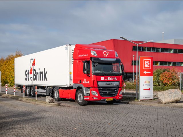 Chauffeur CE Picnic St vd Brink