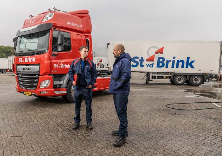 Social contact tussen planners en chauffeurs bij St vd Brink